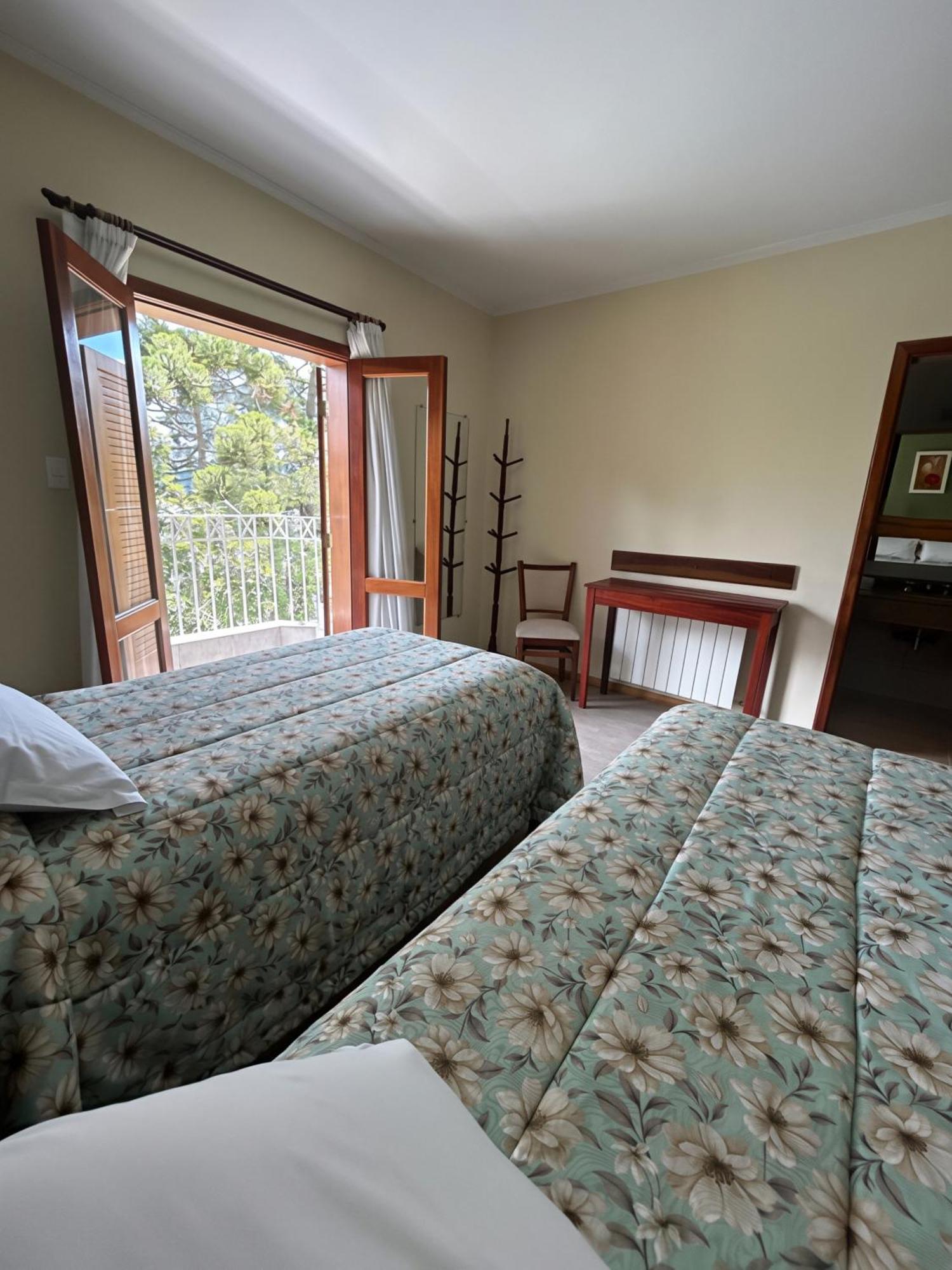 Luxury Triple Room,1756519522:JPEG